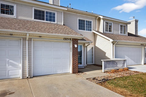 Condo For Sale - 1325 SE Delaware Avenue #9<br/> Ankeny, IA 50021