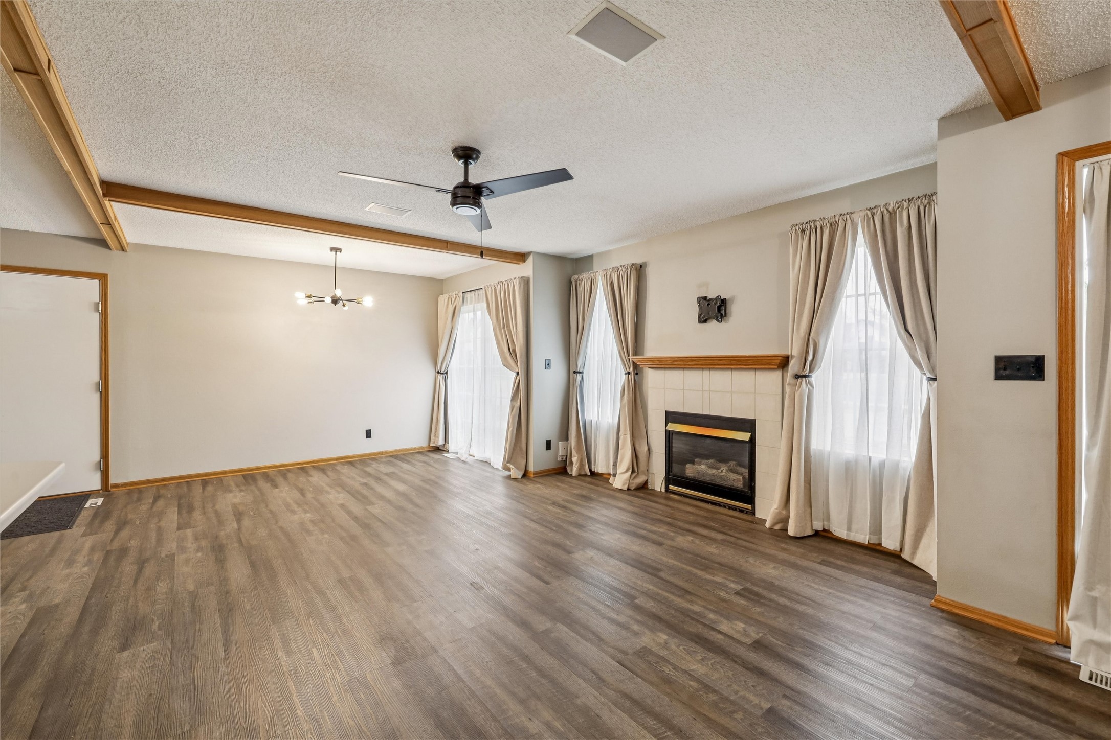 1400 S 52nd Street 13