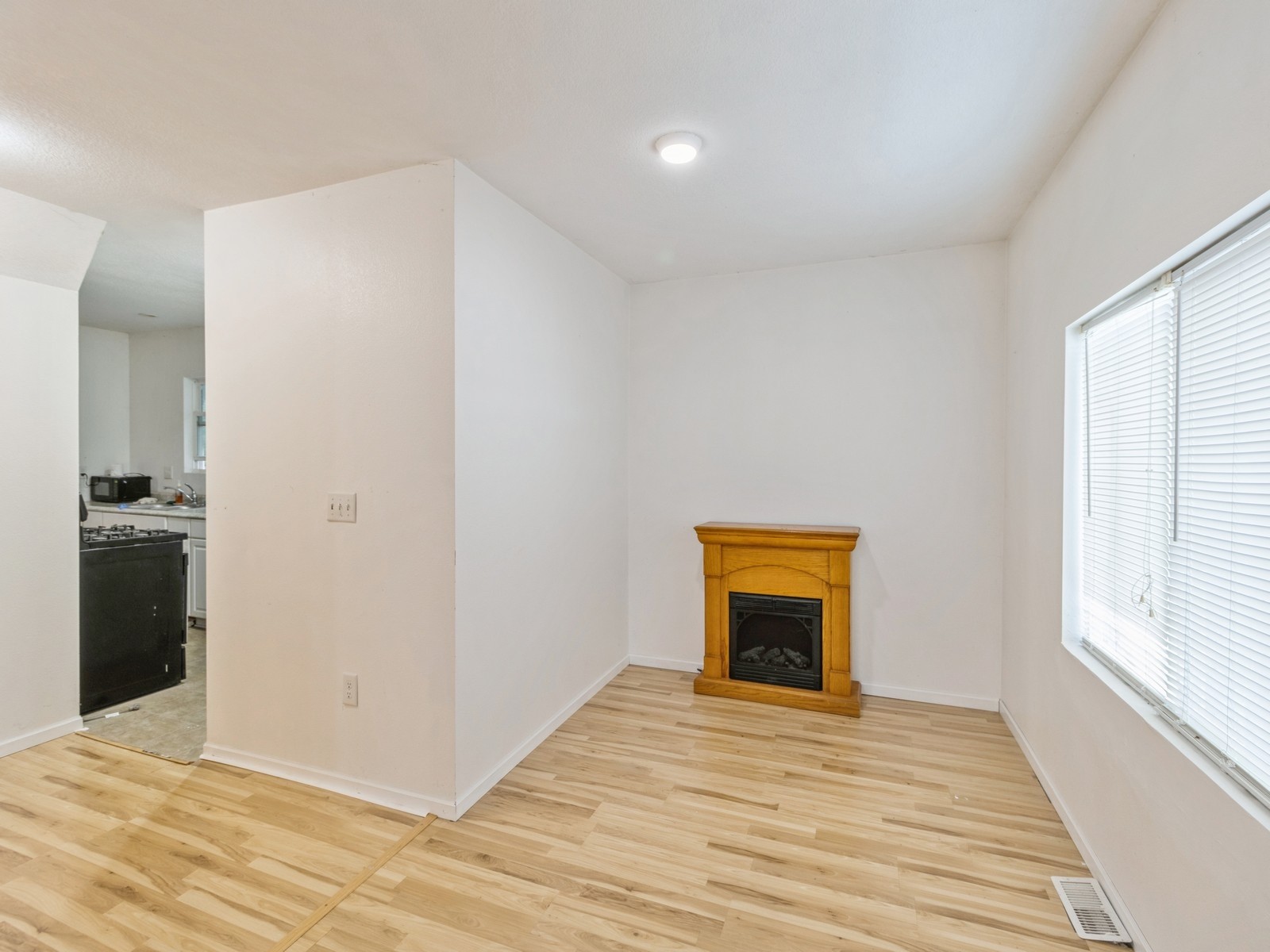 2415 Payne Road, Des Moines, Iowa image 6
