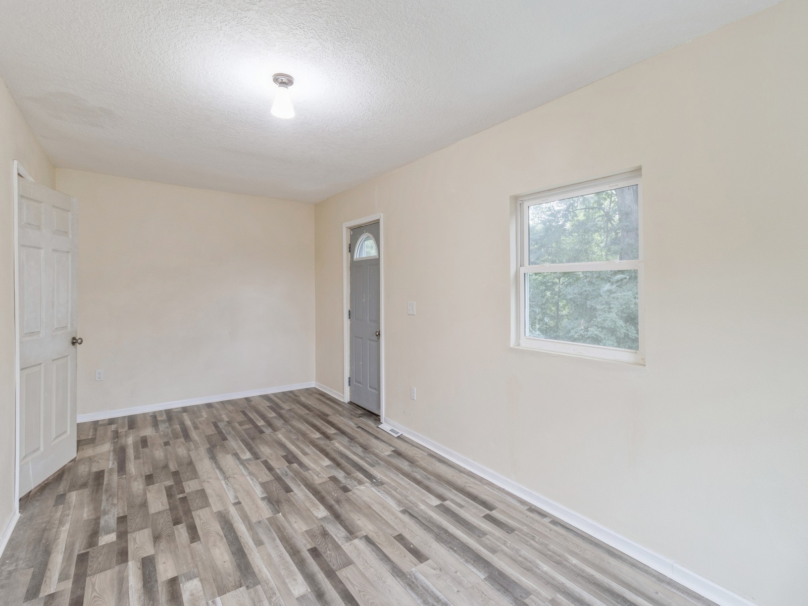 2415 Payne Road, Des Moines, Iowa image 10