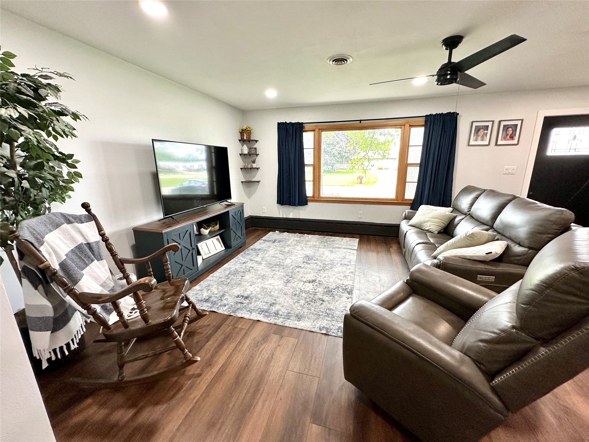 1816 5th Avenue, Grinnell, Iowa image 3