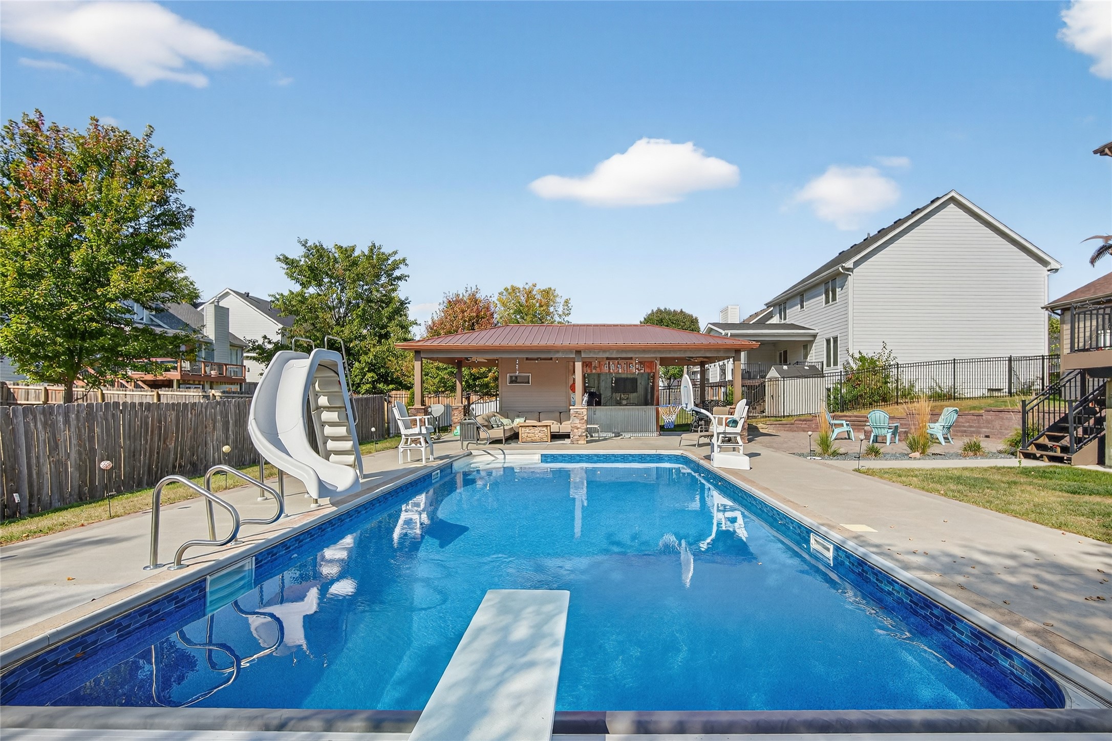 830 SE Plumwood Lane