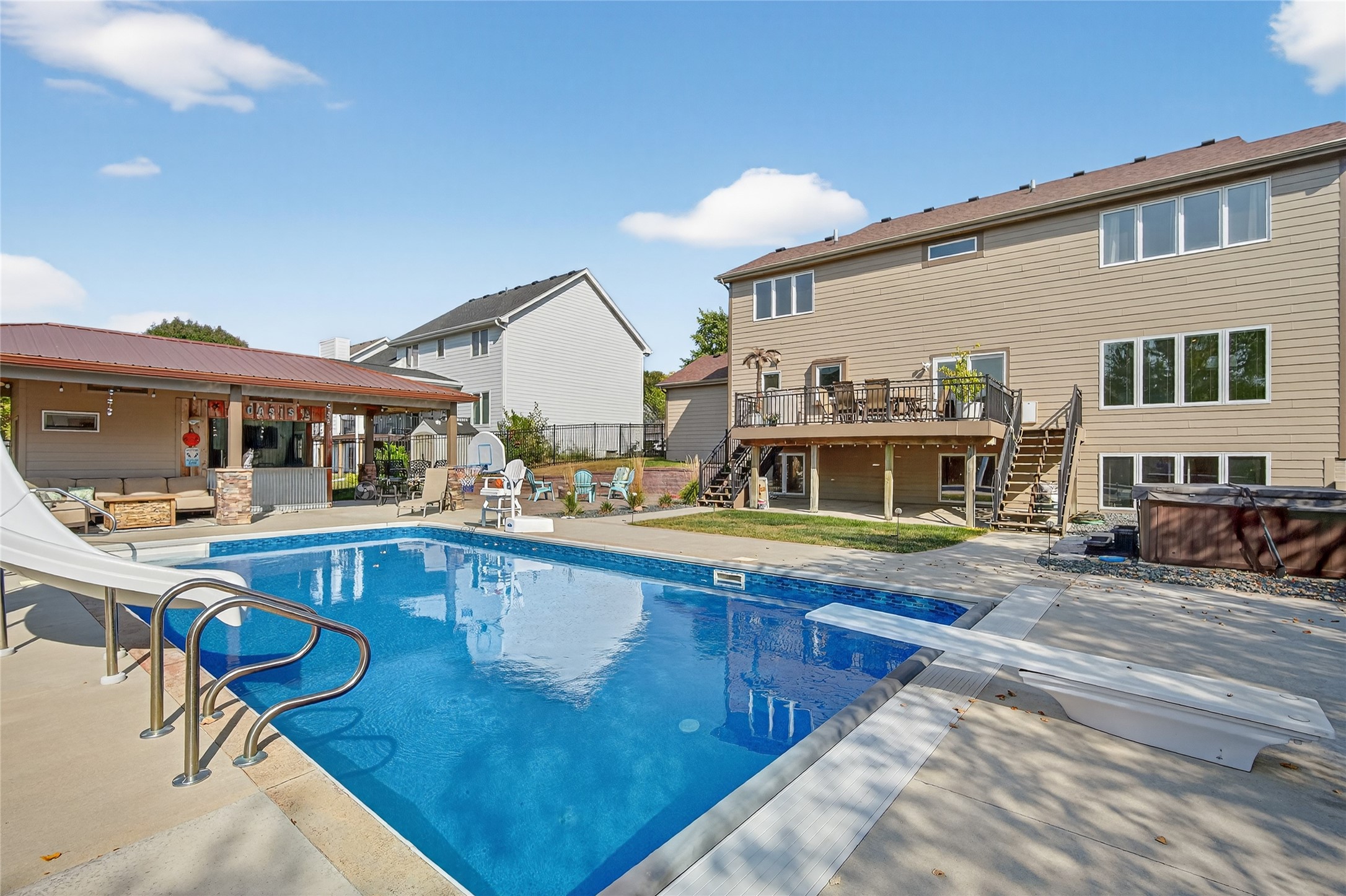 830 SE Plumwood Lane