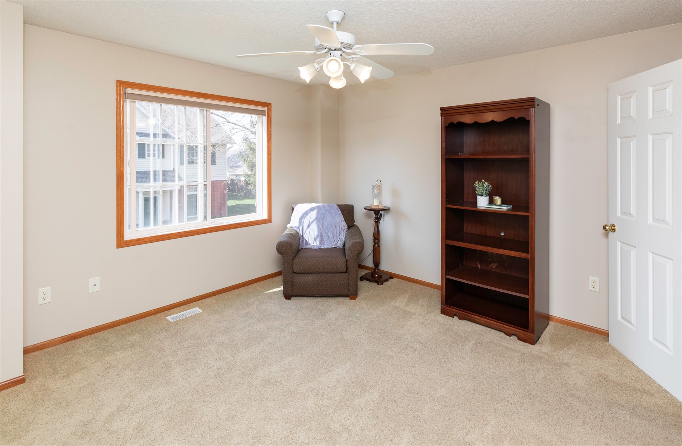2160 Ridgeview Circle, Clive, Iowa image 15