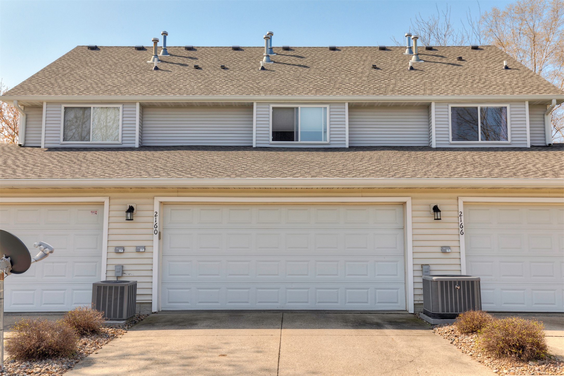 2160 Ridgeview Circle, Clive, Iowa image 26