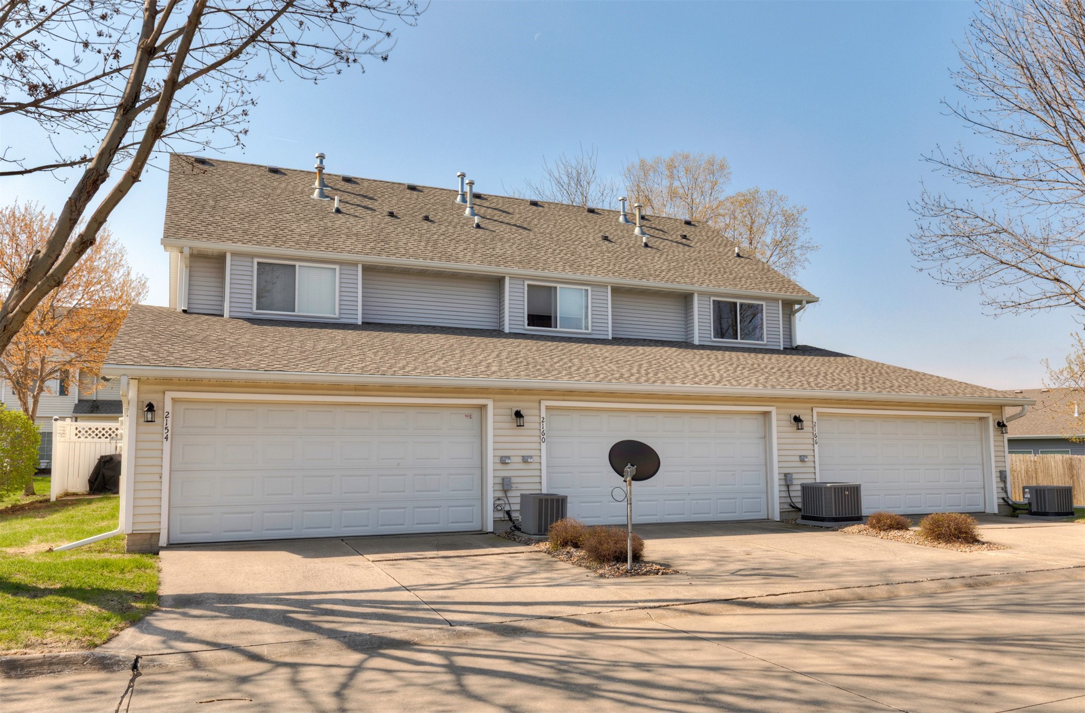 2160 Ridgeview Circle, Clive, Iowa image 27