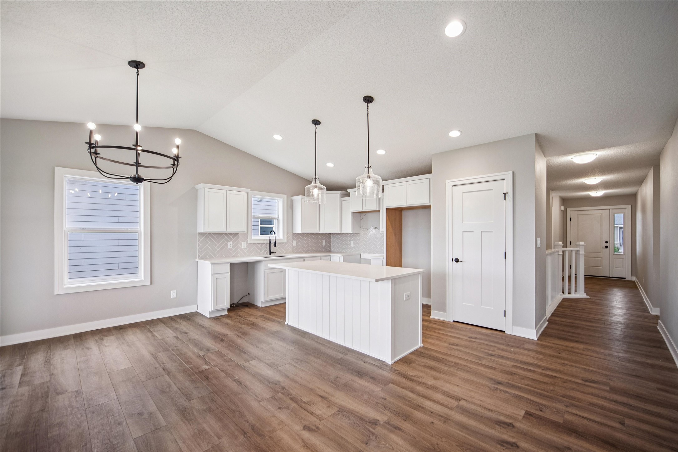 West Des Moines, Iowa 50265, United States, 4 Bedrooms Bedrooms, ,3 BathroomsBathrooms,Residential,Active,237229