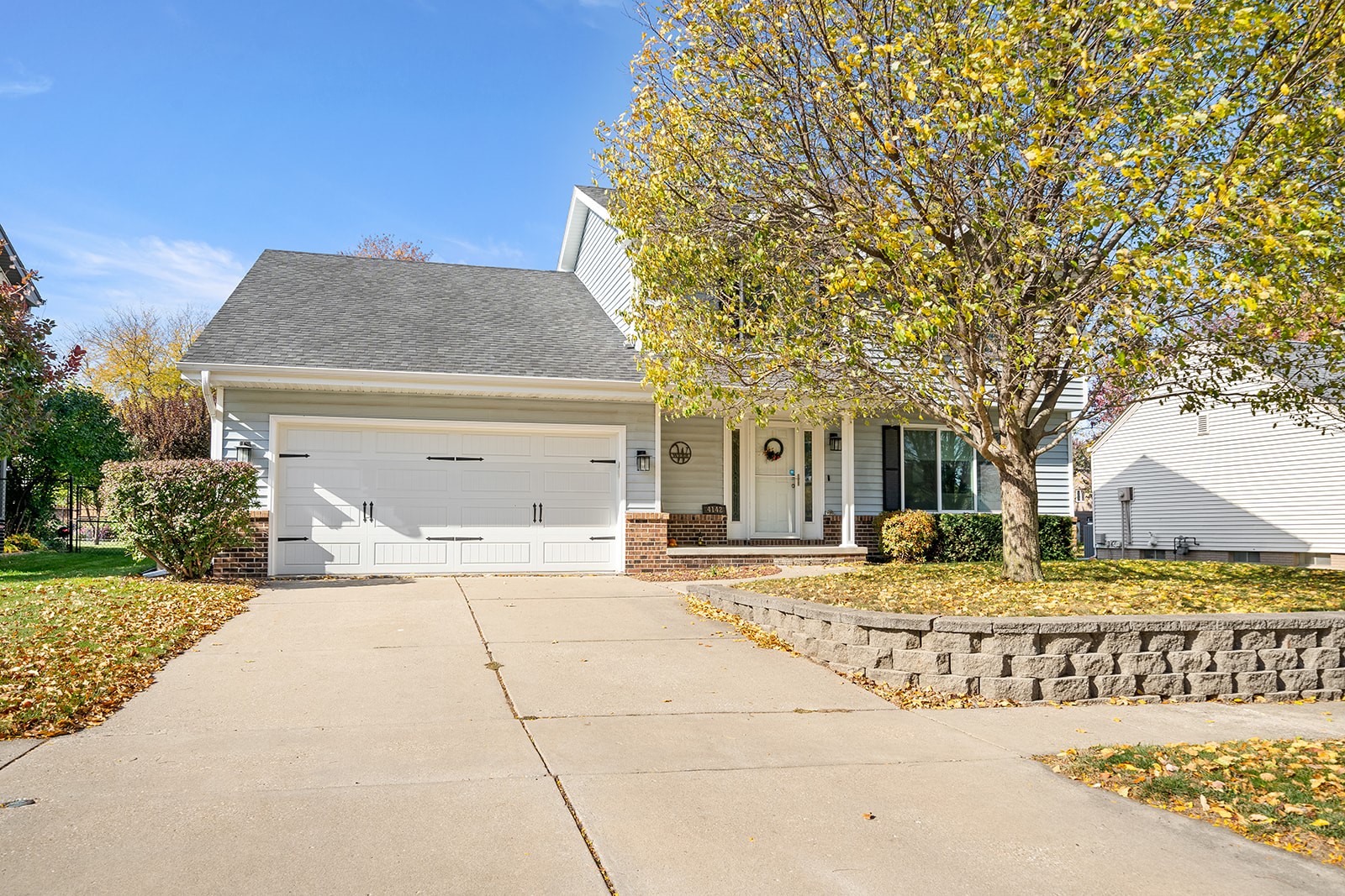 4142 Patricia Drive, Urbandale, Iowa image 2