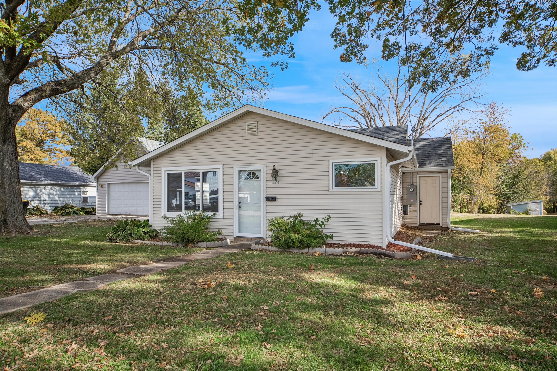 624 S Goodrich Street