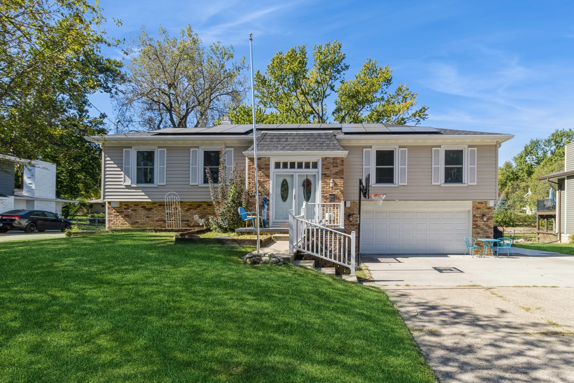 1114 23rd Street, West Des Moines, Iowa image 1