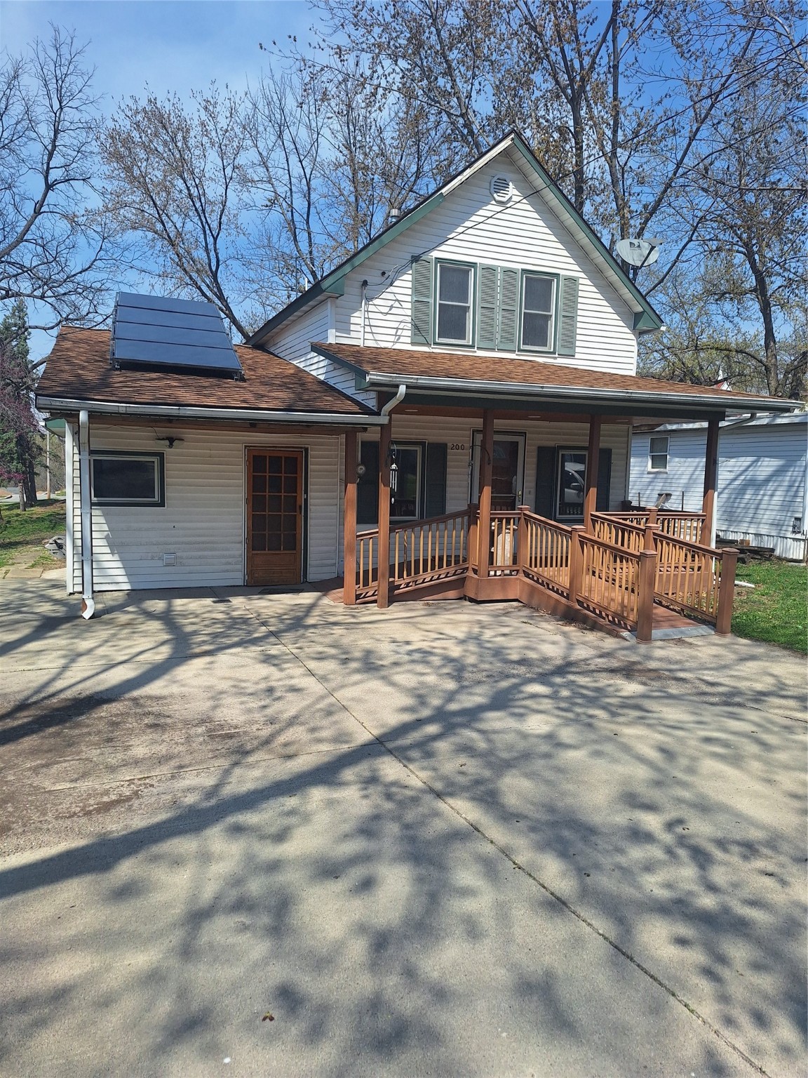 200 Jefferson Street, Colfax, Iowa image 1