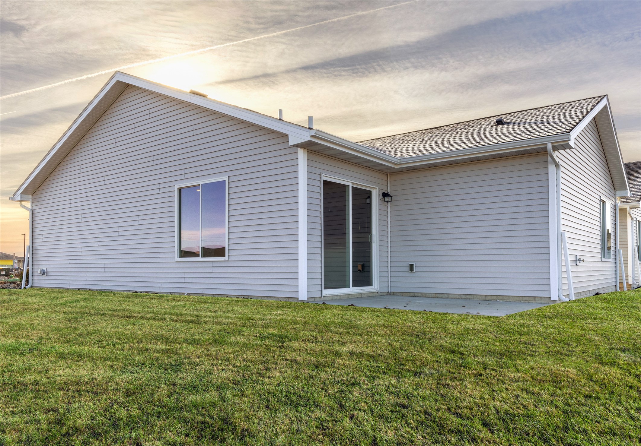 2227 Legacy Drive, Norwalk, Iowa image 3