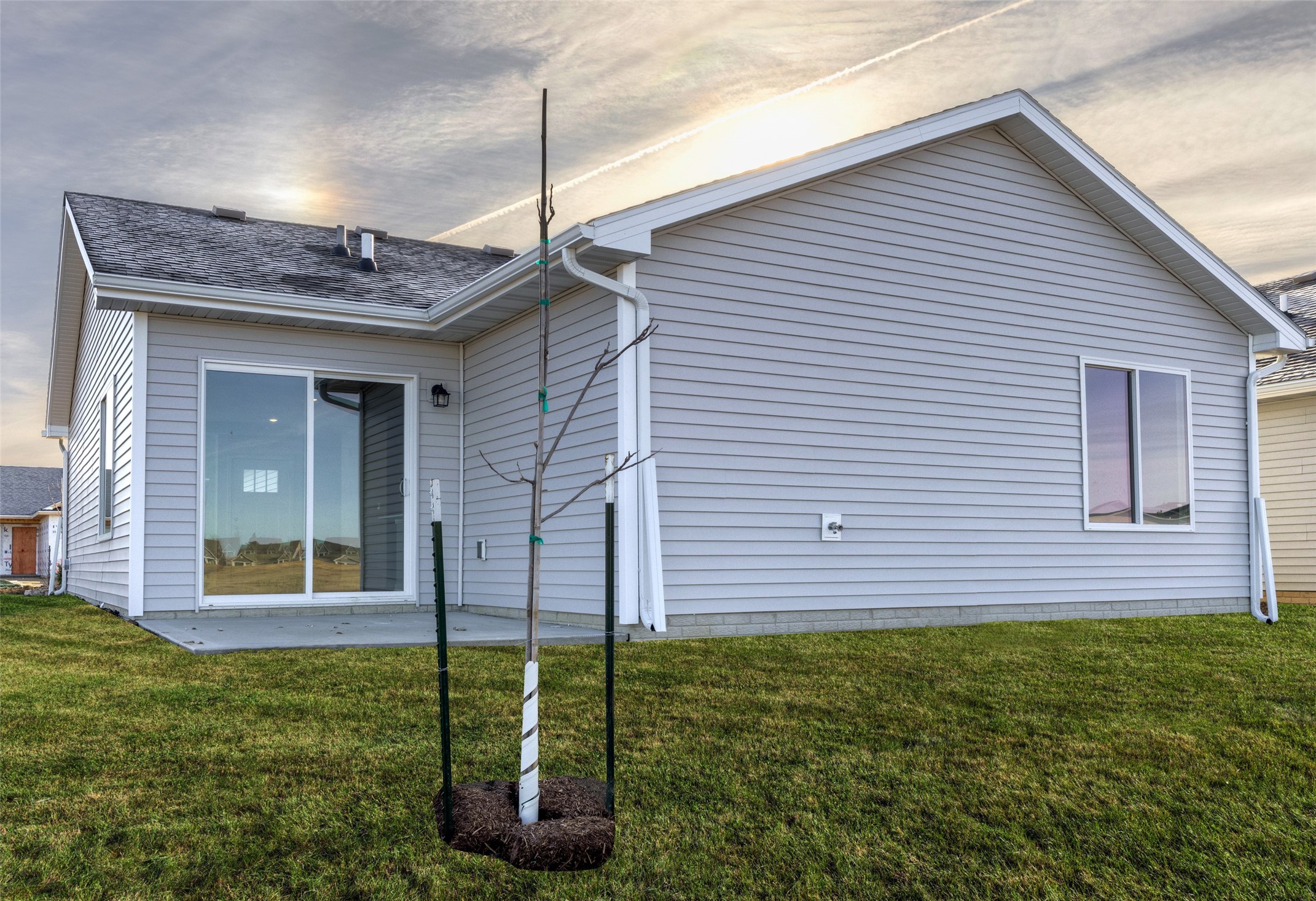 2227 Legacy Drive, Norwalk, Iowa image 2
