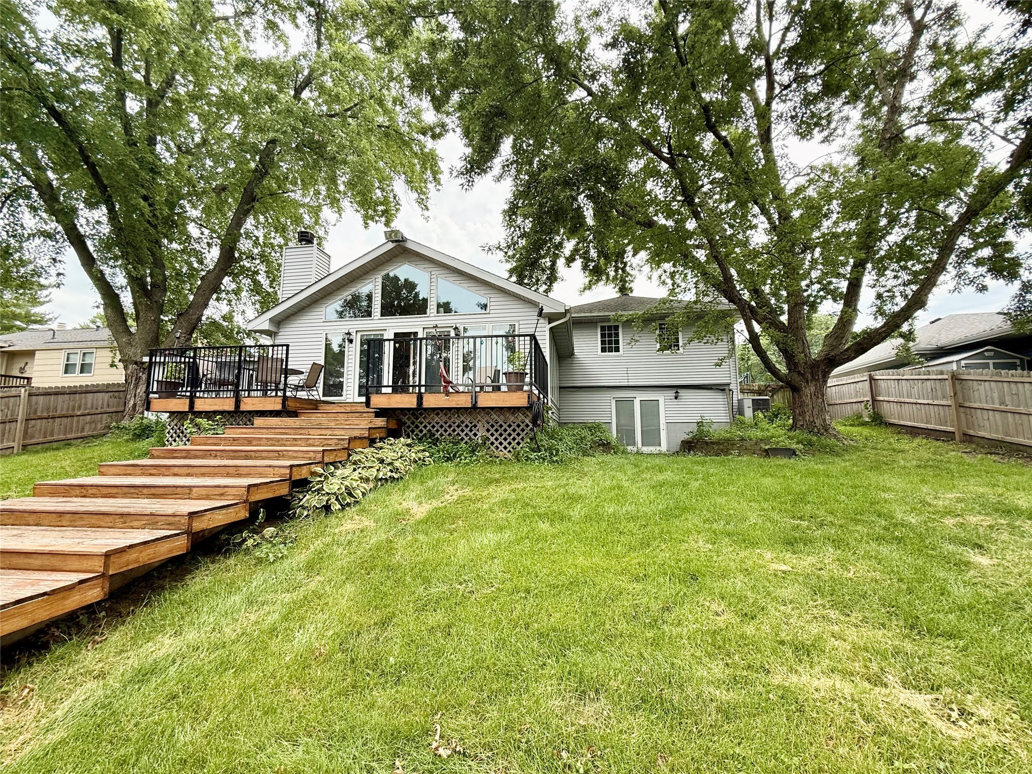 4843 Lakewood Drive