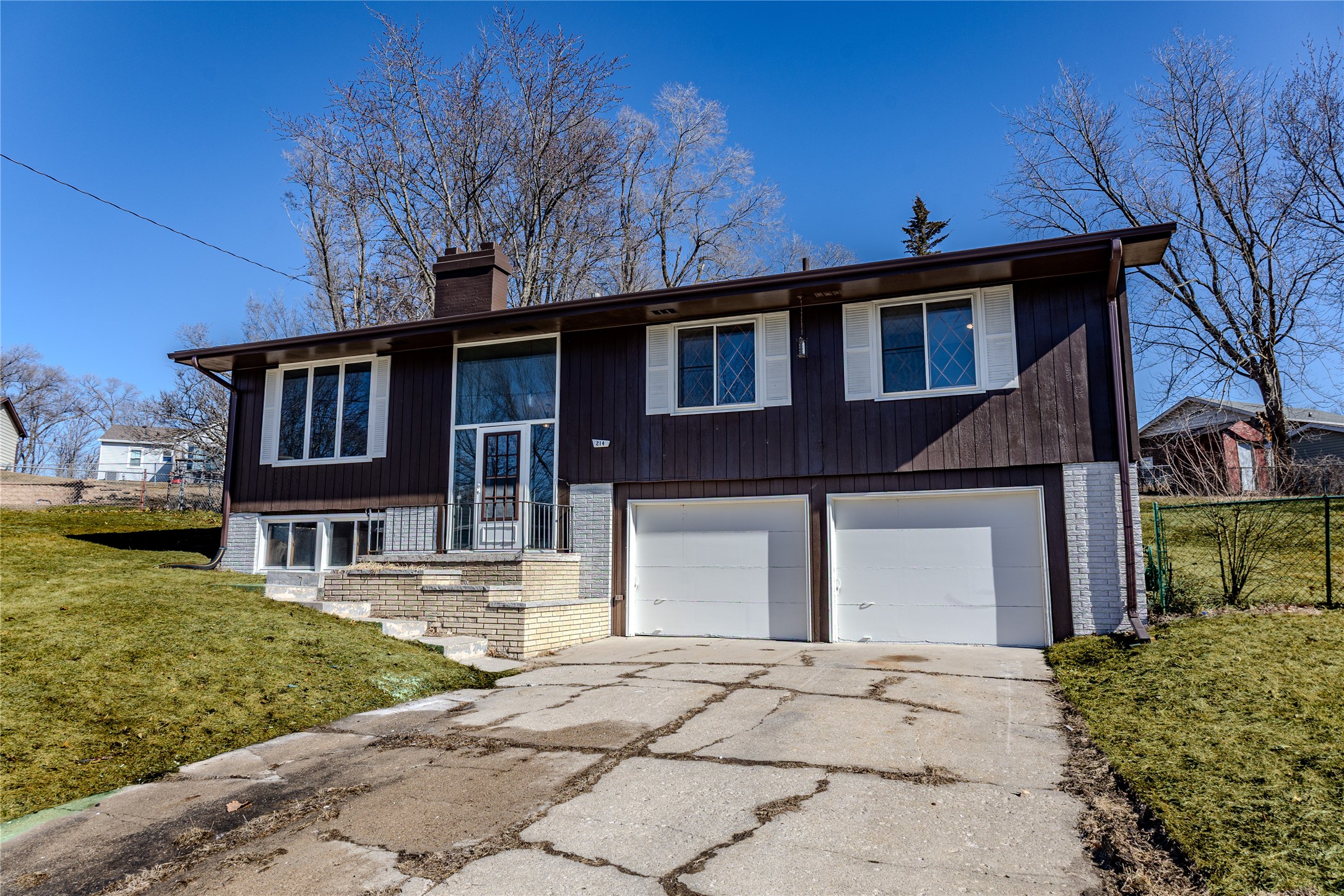 214 W 13th Street, Newton, Iowa image 3