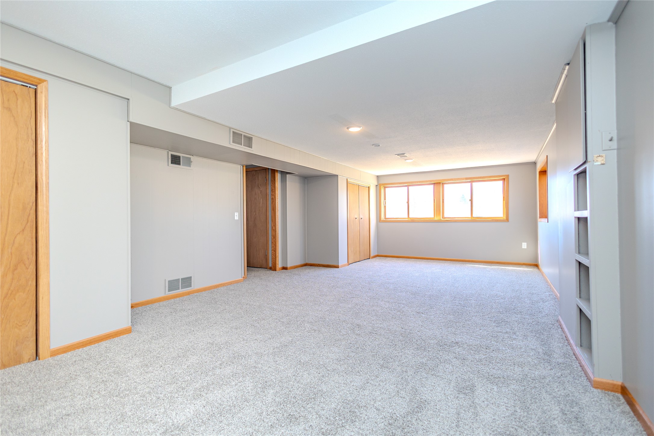 214 W 13th Street, Newton, Iowa image 30