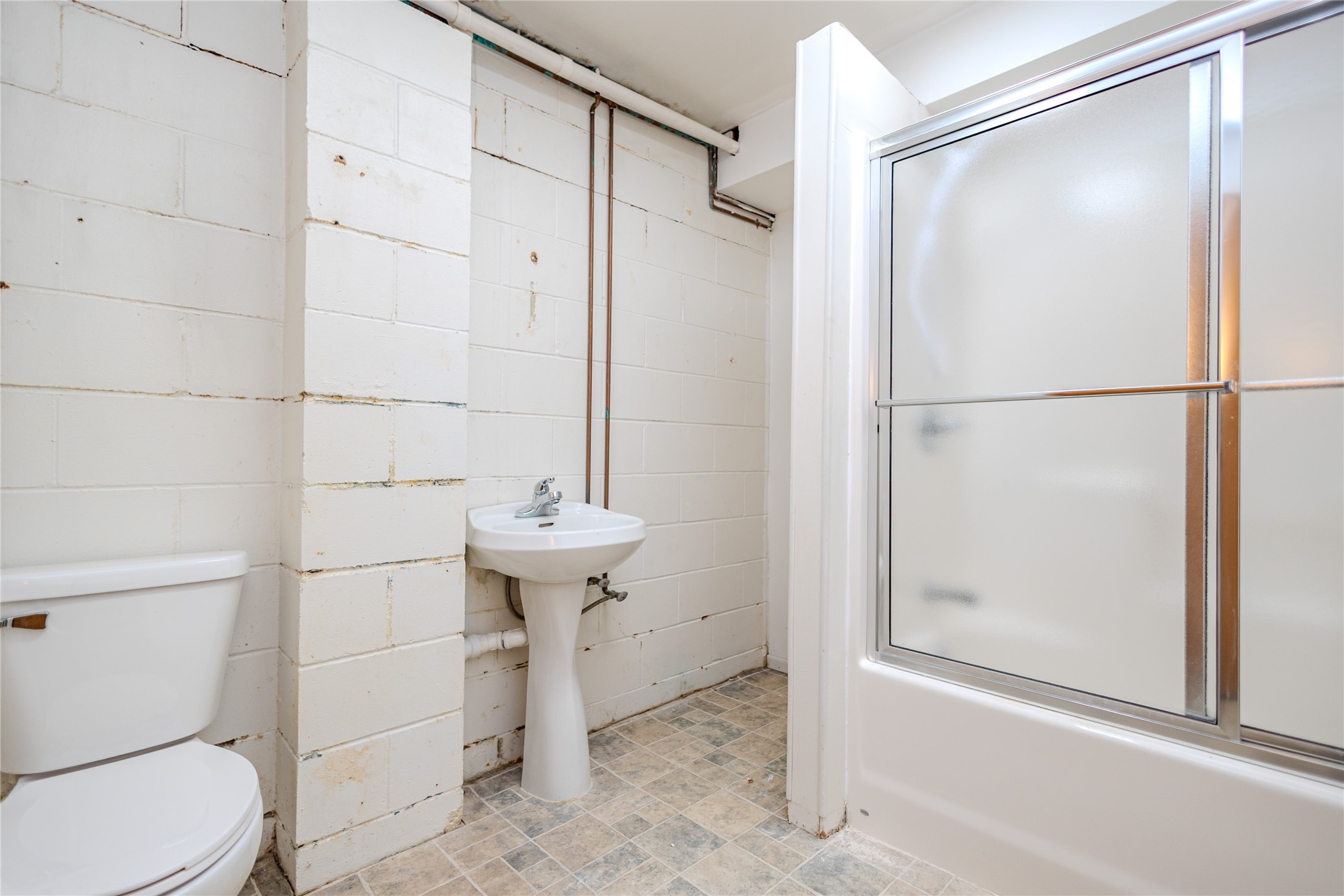 214 W 13th Street, Newton, Iowa image 34