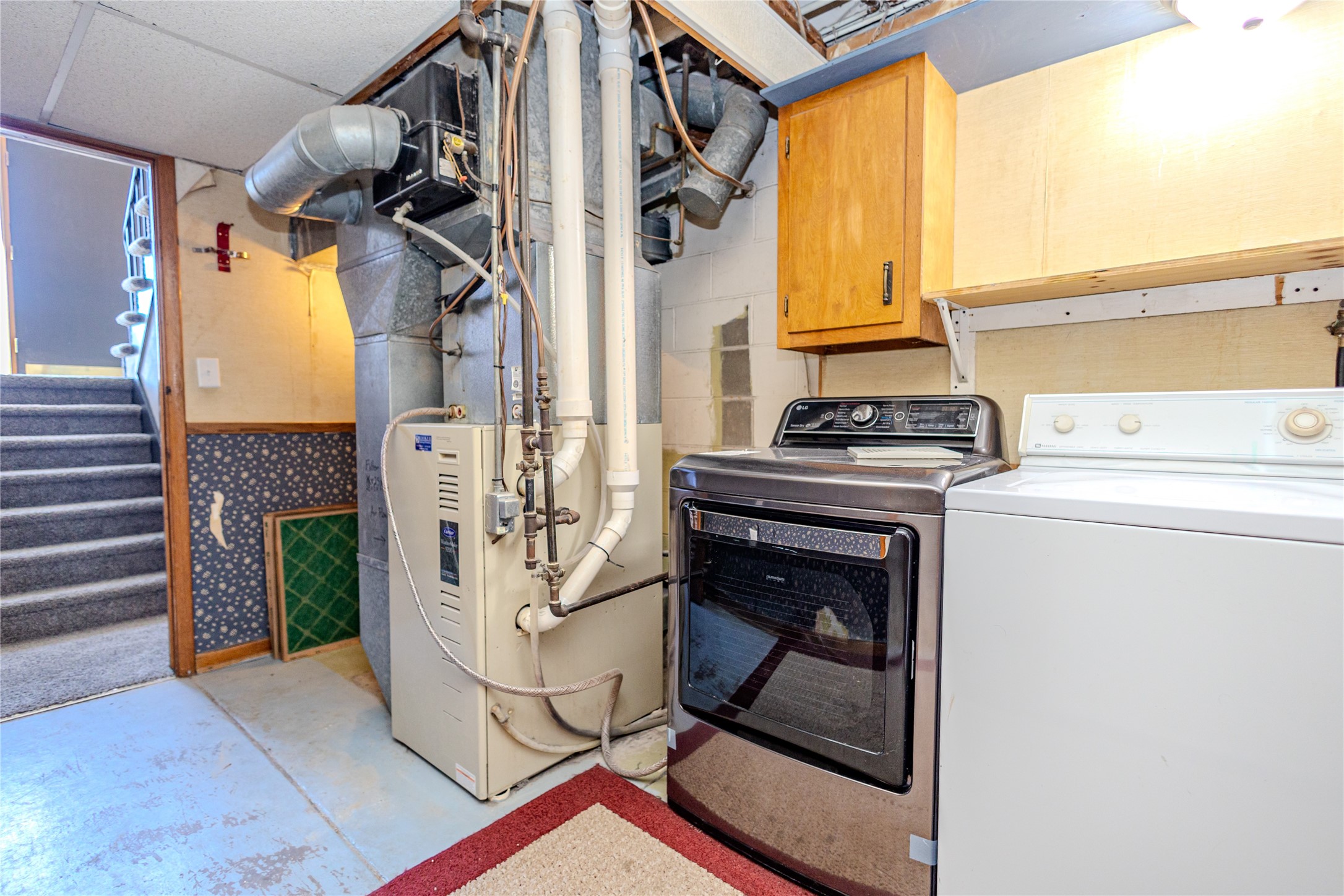 214 W 13th Street, Newton, Iowa image 33