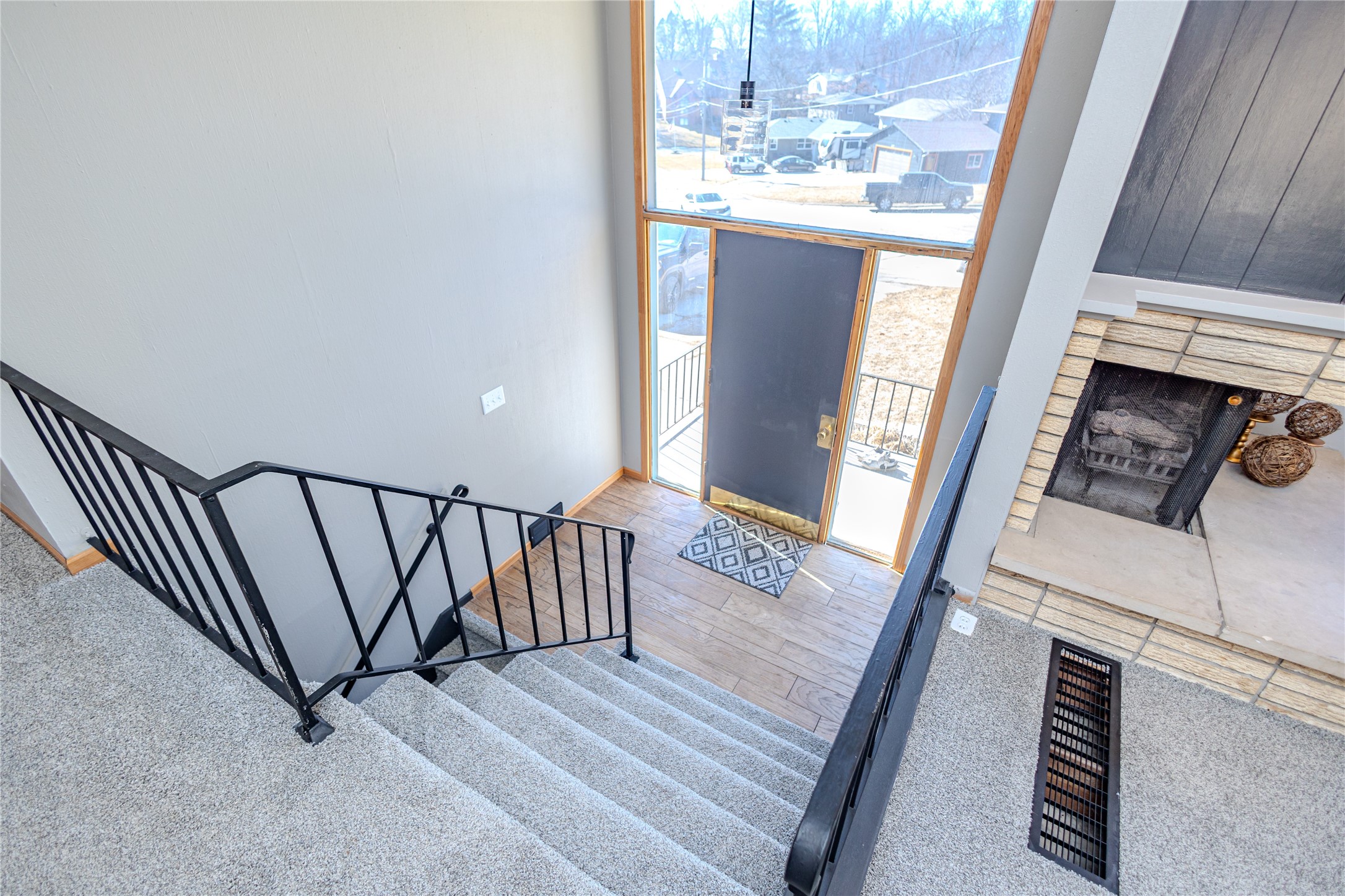 214 W 13th Street, Newton, Iowa image 12
