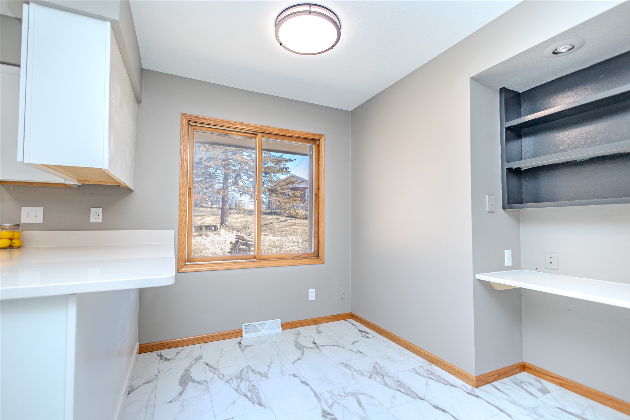 214 W 13th Street, Newton, Iowa image 15
