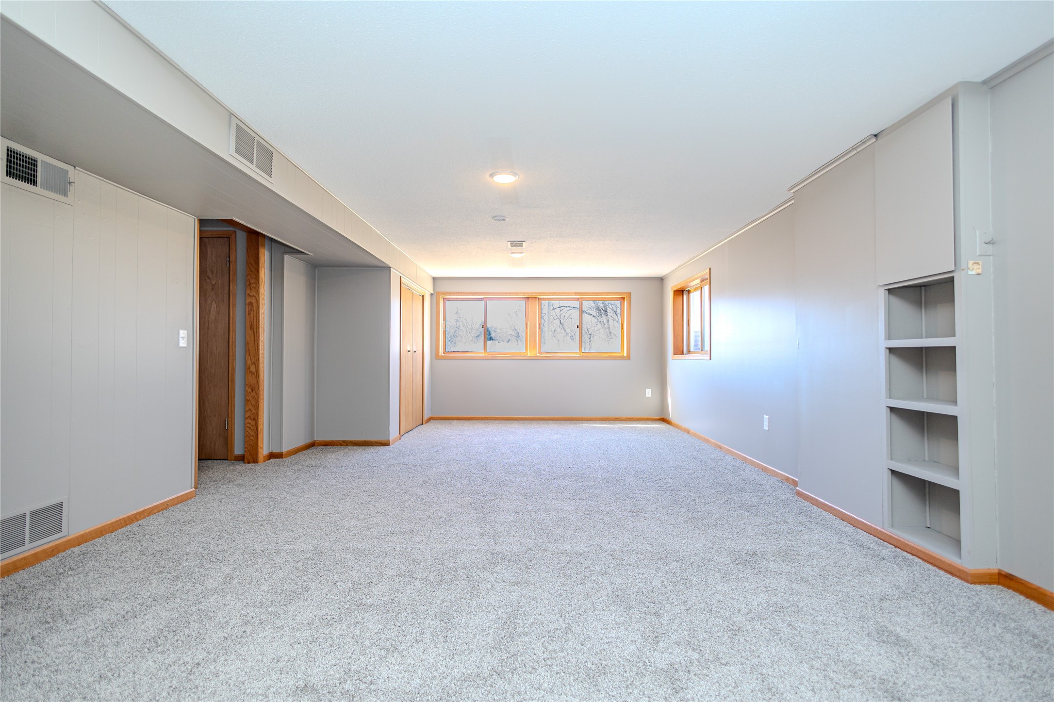 214 W 13th Street, Newton, Iowa image 29