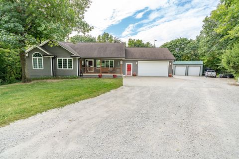 30421 Pueblo Court Adel IA 50003