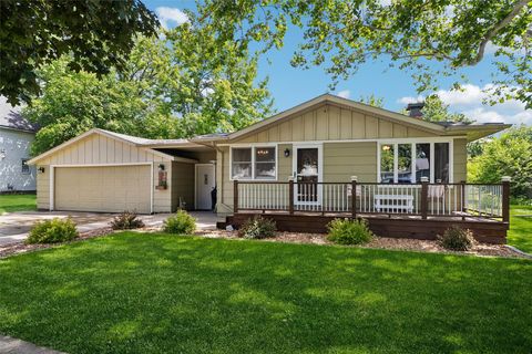 Homes For Sale - 1204 Cherry Street<br/> Dallas Center, IA 50063