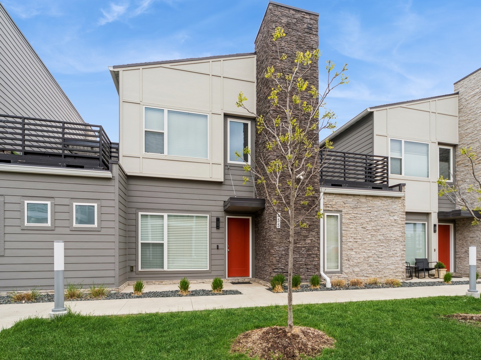 455 SW 12th Street, Des Moines, Iowa image 2