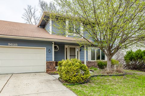 Homes For Sale - 9635 Quail Ridge<br/> Urbandale, IA 50322