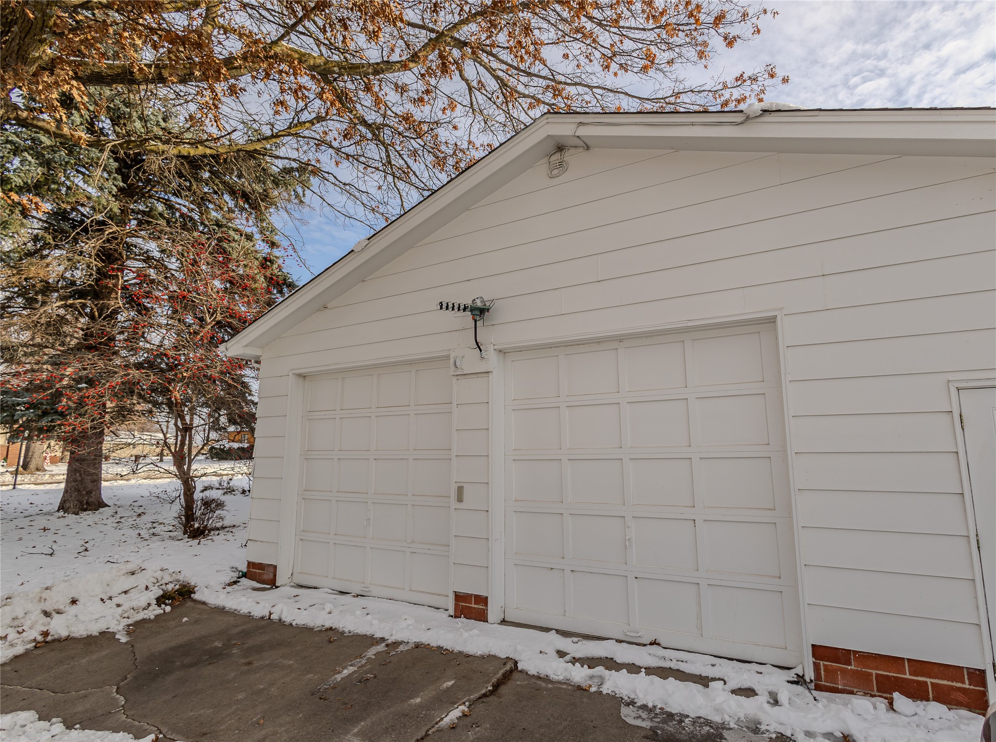 616 W Washington Street