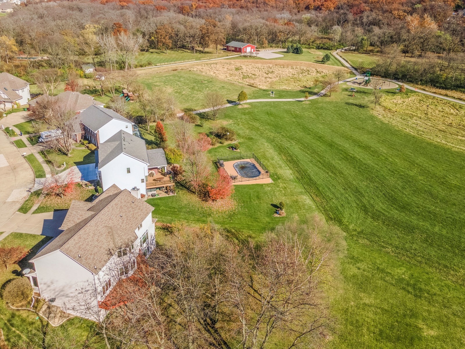 13908 Buena Vista Drive, Urbandale, Iowa image 2