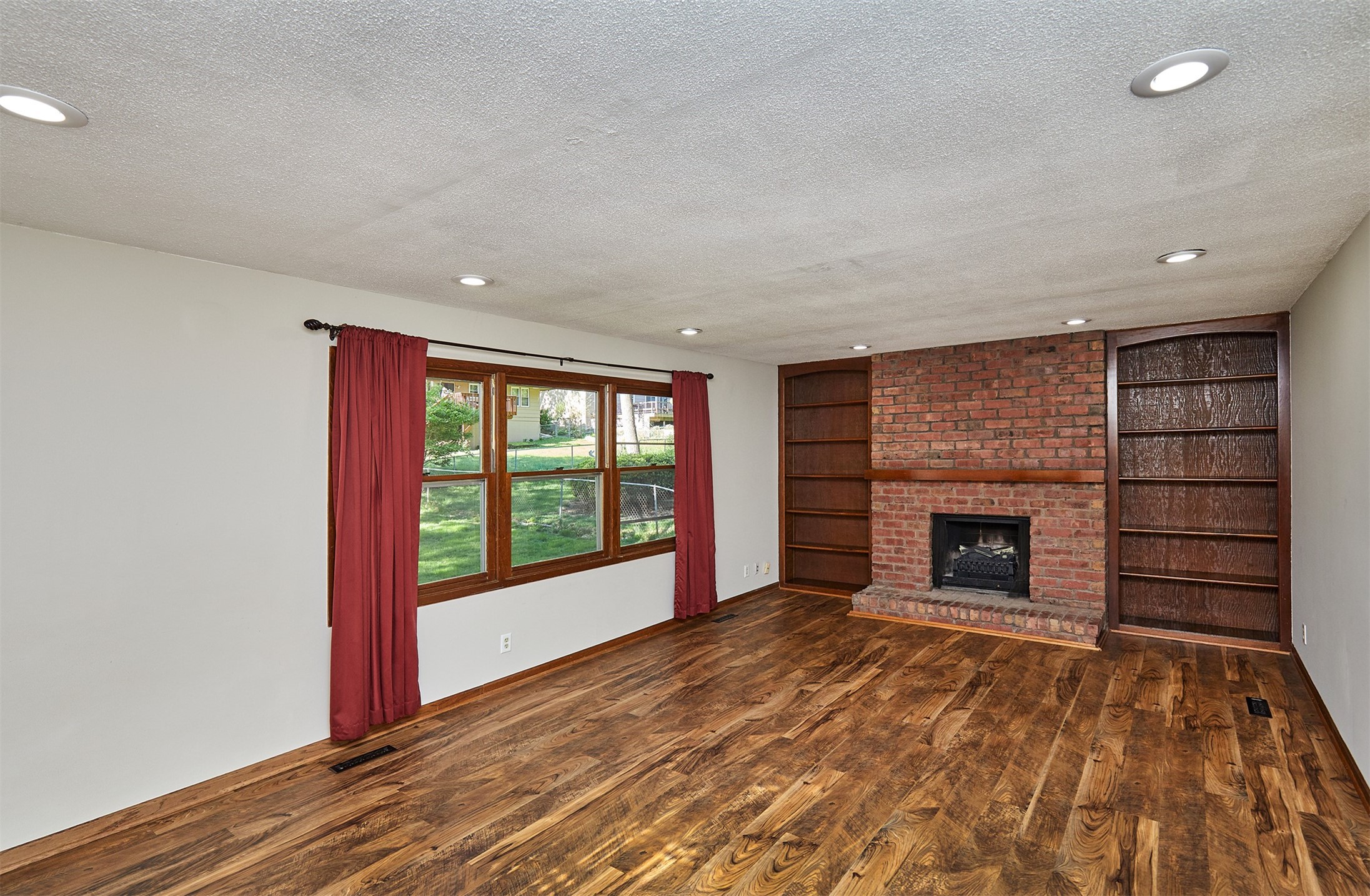 9774 Colby Avenue, Clive, Iowa image 12