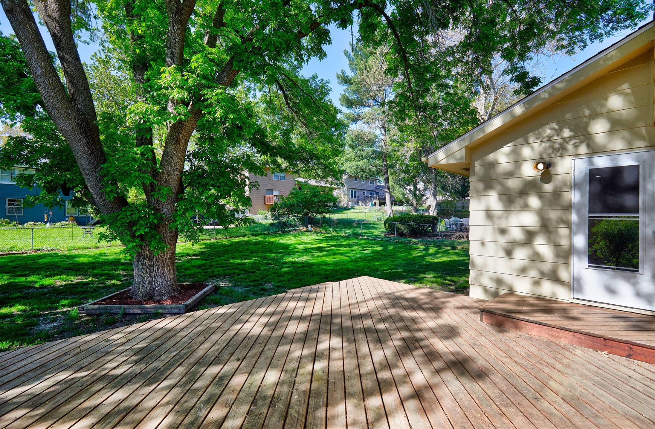 9774 Colby Avenue, Clive, Iowa image 26