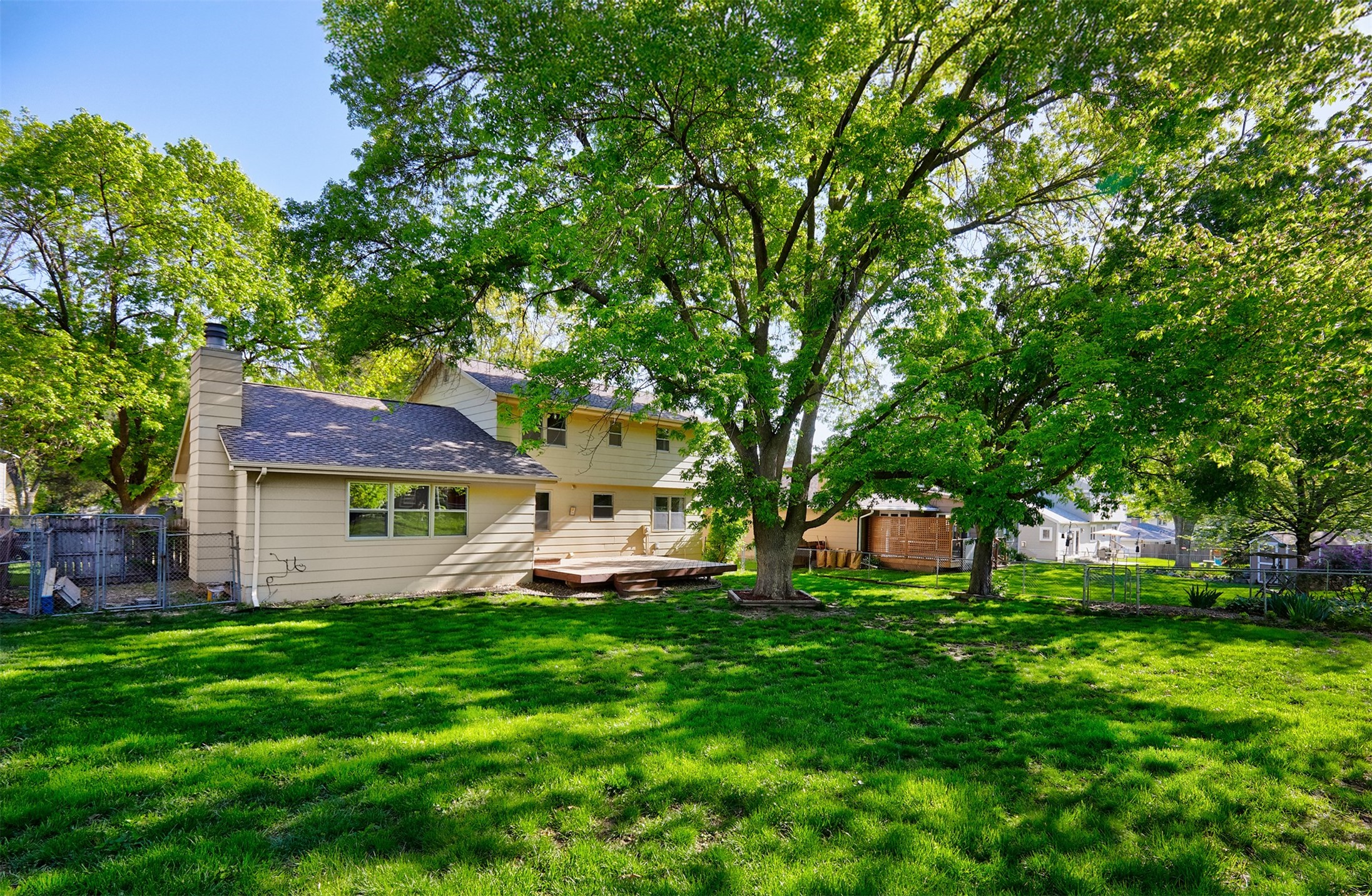 9774 Colby Avenue, Clive, Iowa image 25