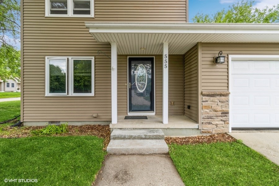 555 Patterson Drive, Carlisle, Iowa image 5