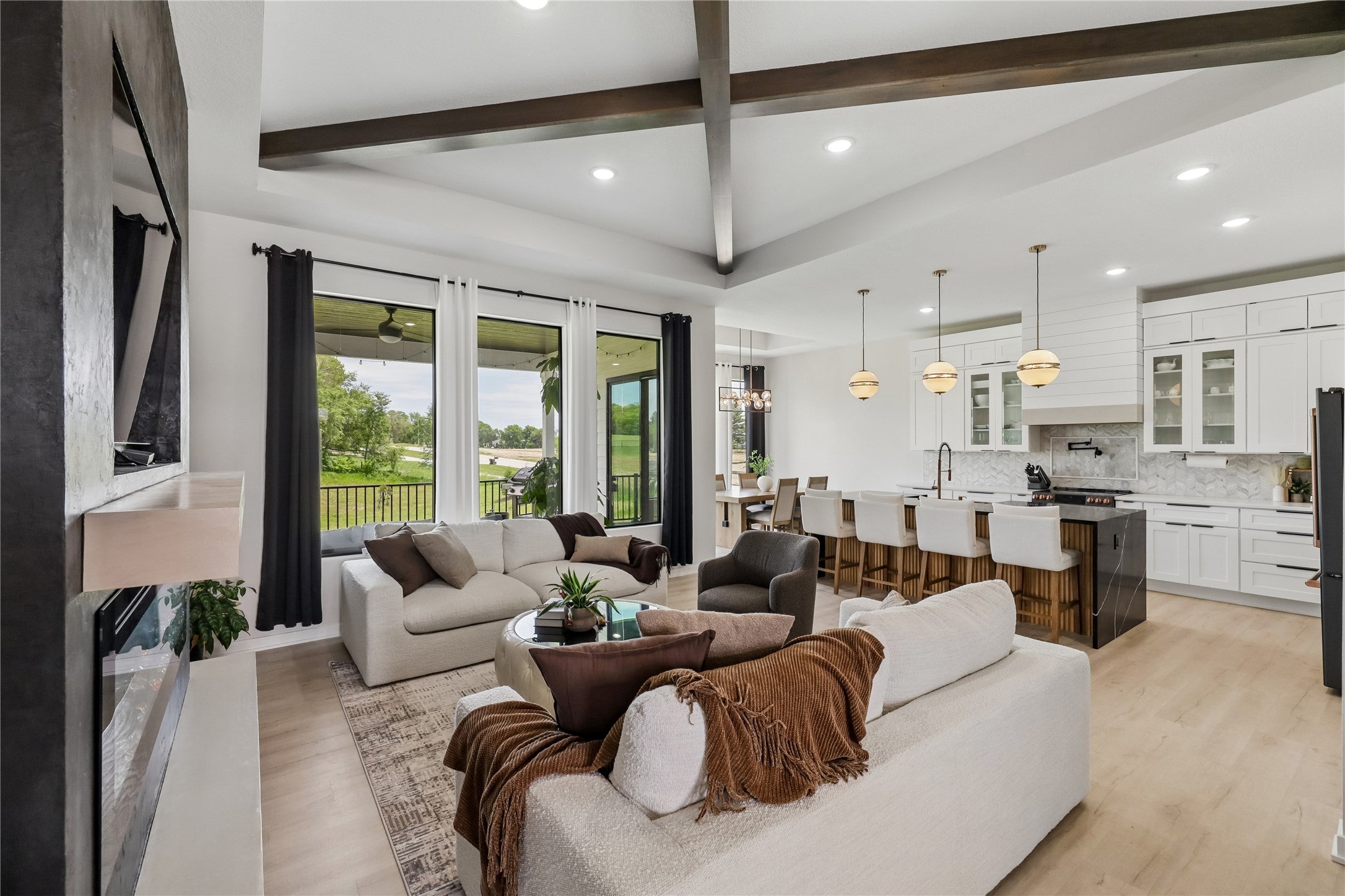2985 Sunflower Drive