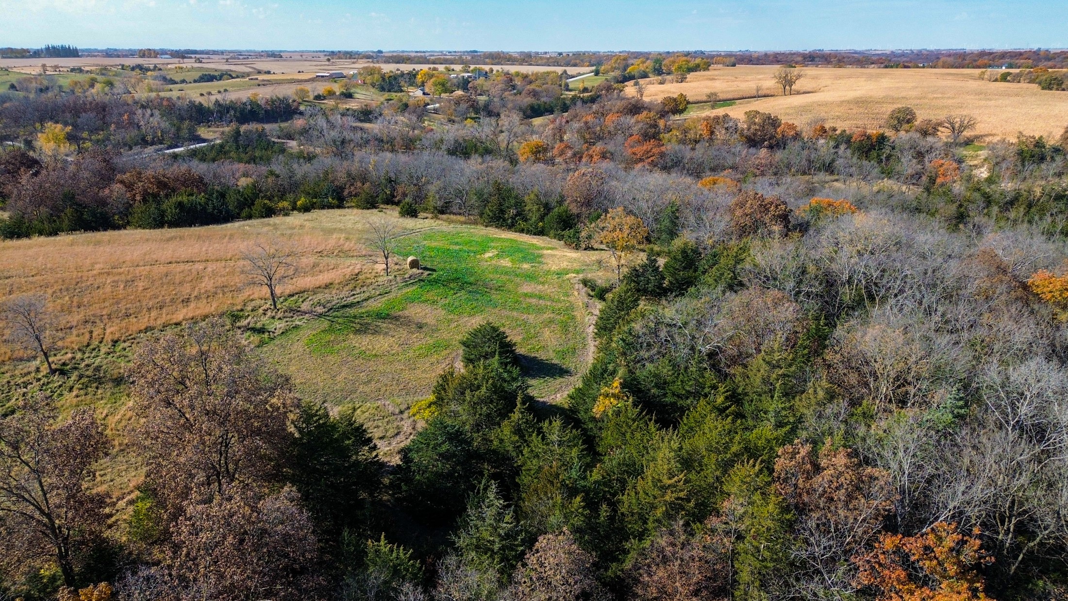 2 Hogback Bridge Road, Earlham, Iowa image 10