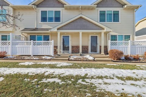 Condo For Sale - 1401 N 6th Street #19<br/> Indianola, IA 50125