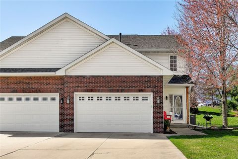 Condominium in Urbandale IA 12116 Ridgeview Drive.jpg