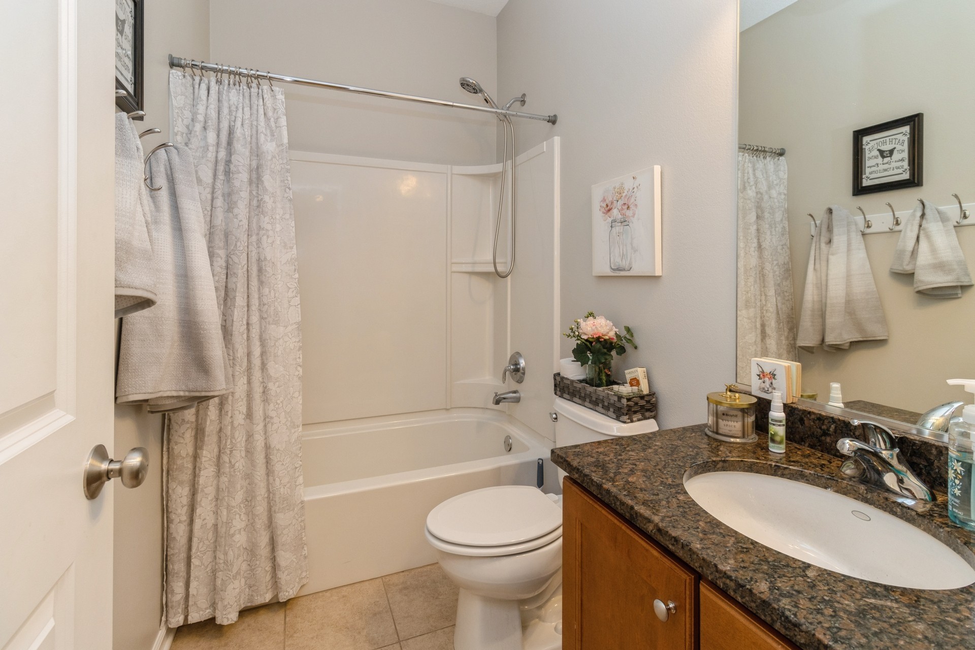 Norwalk, Iowa 50211, United States, 3 Bedrooms Bedrooms, ,2 BathroomsBathrooms,Residential,Active,164598