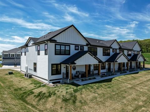 Homes For Sale - 9975 Booneville Road<br/> Waukee, IA 50263