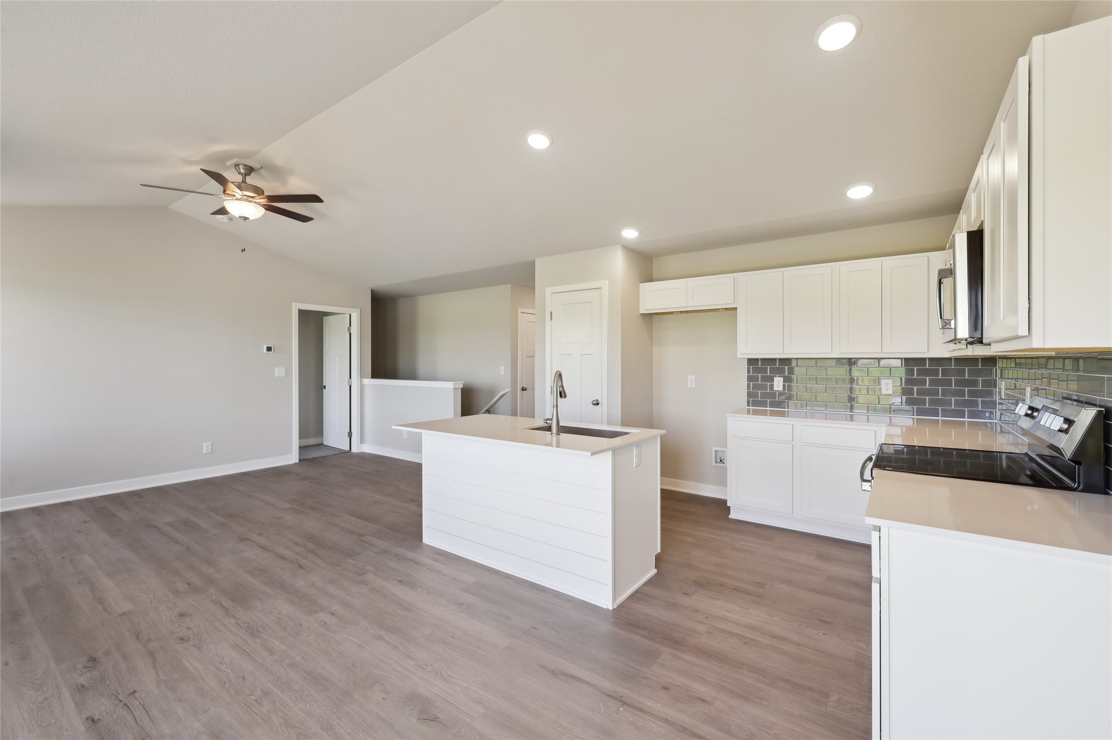25115 Bluebird Circle, Adel, Iowa image 5