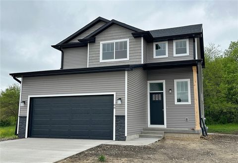 Single Family Residence in Pleasant Hill IA 88 Wildflower Drive.jpg