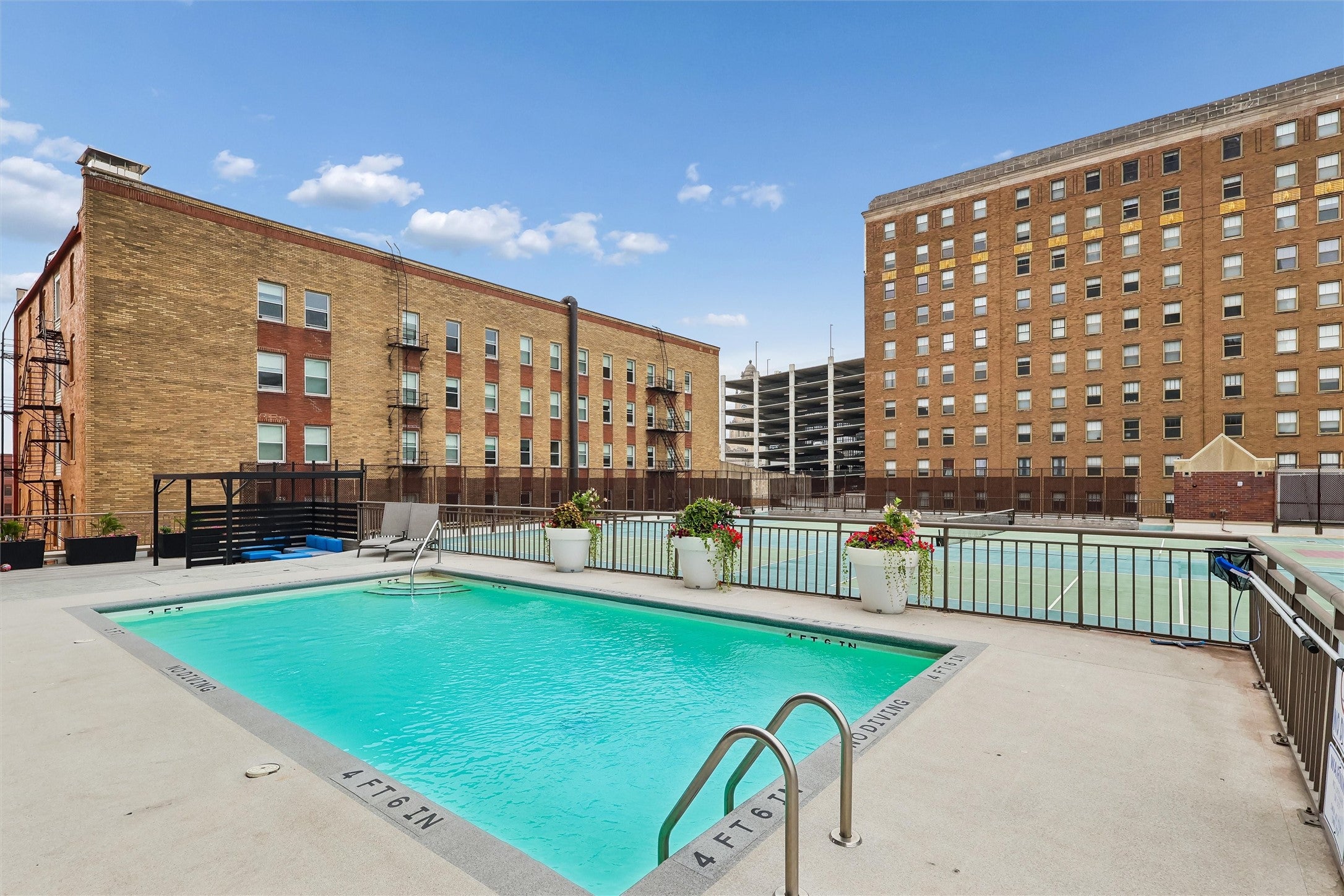 300 Walnut Street 1509