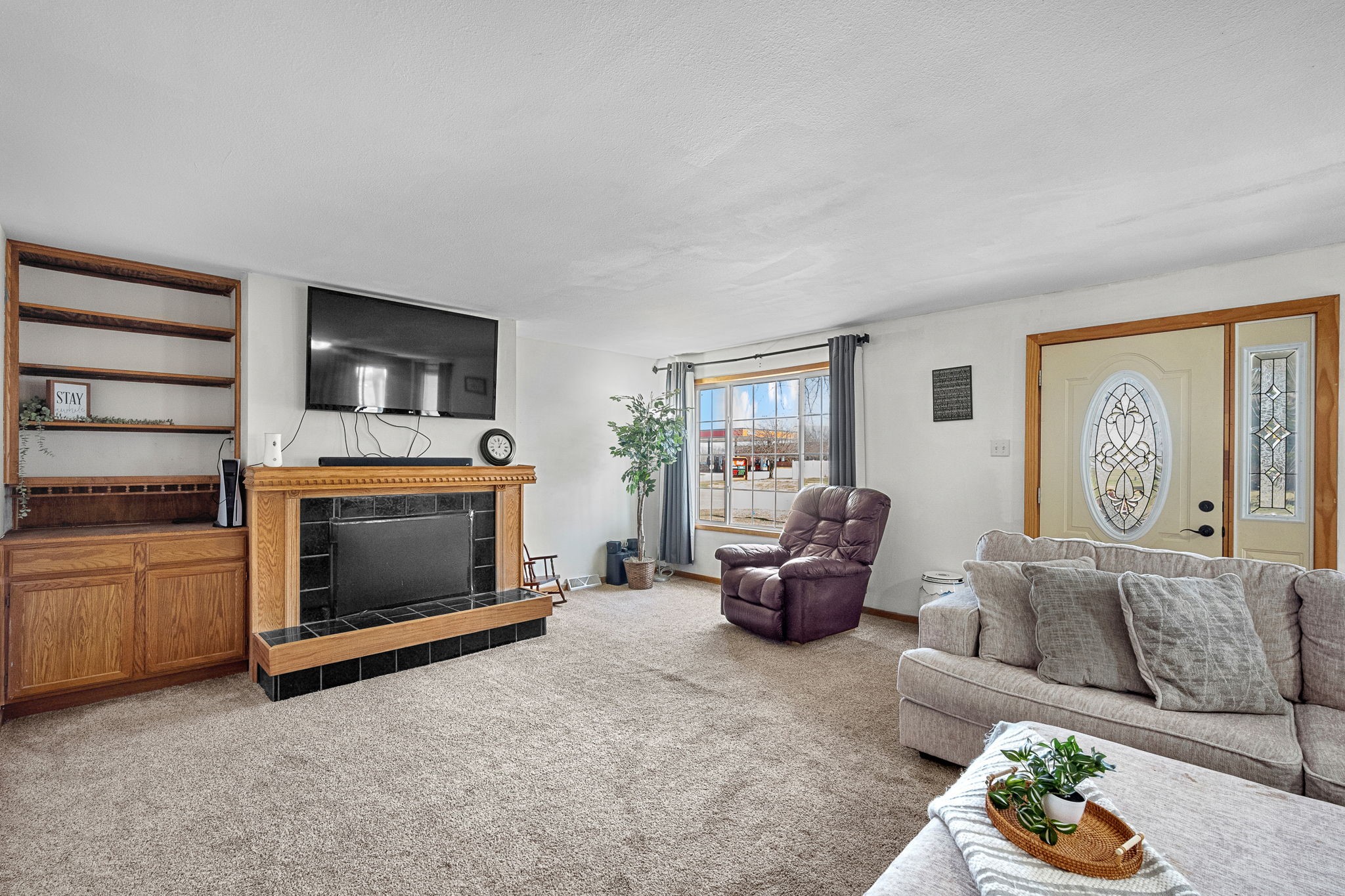 400 Center Avenue, Mitchellville, Iowa image 5