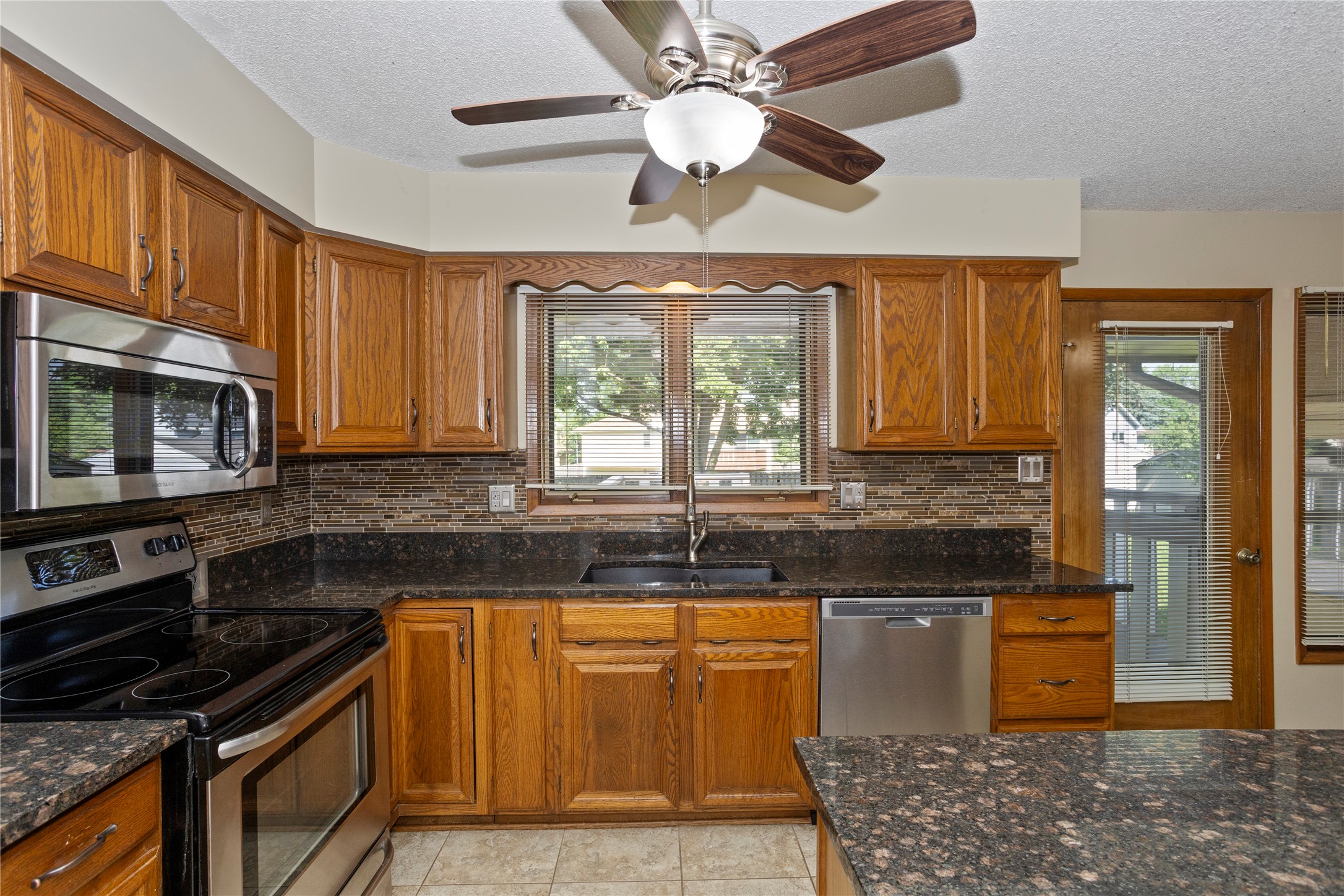 4516 77th Street, Urbandale, Iowa image 5