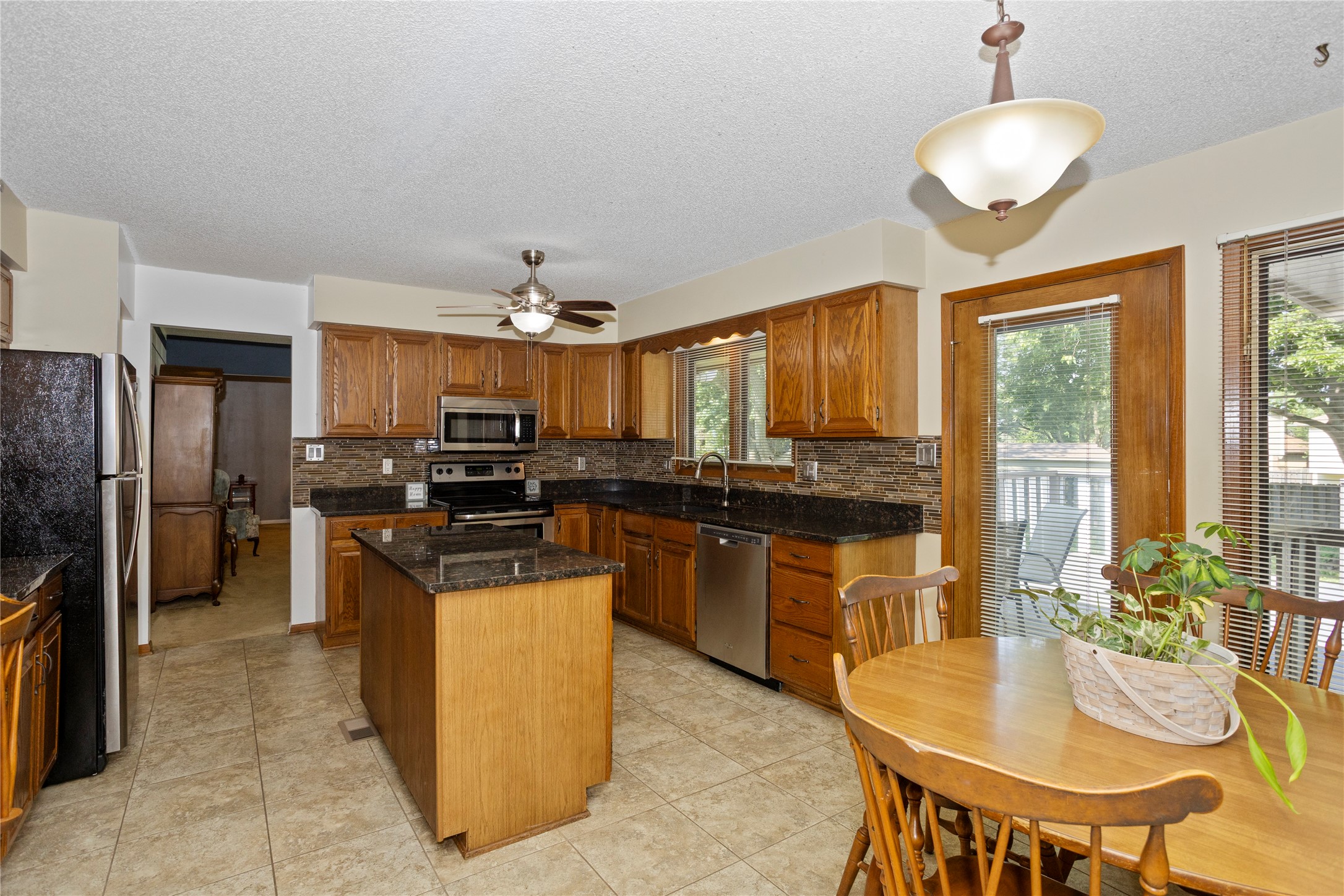 4516 77th Street, Urbandale, Iowa image 13