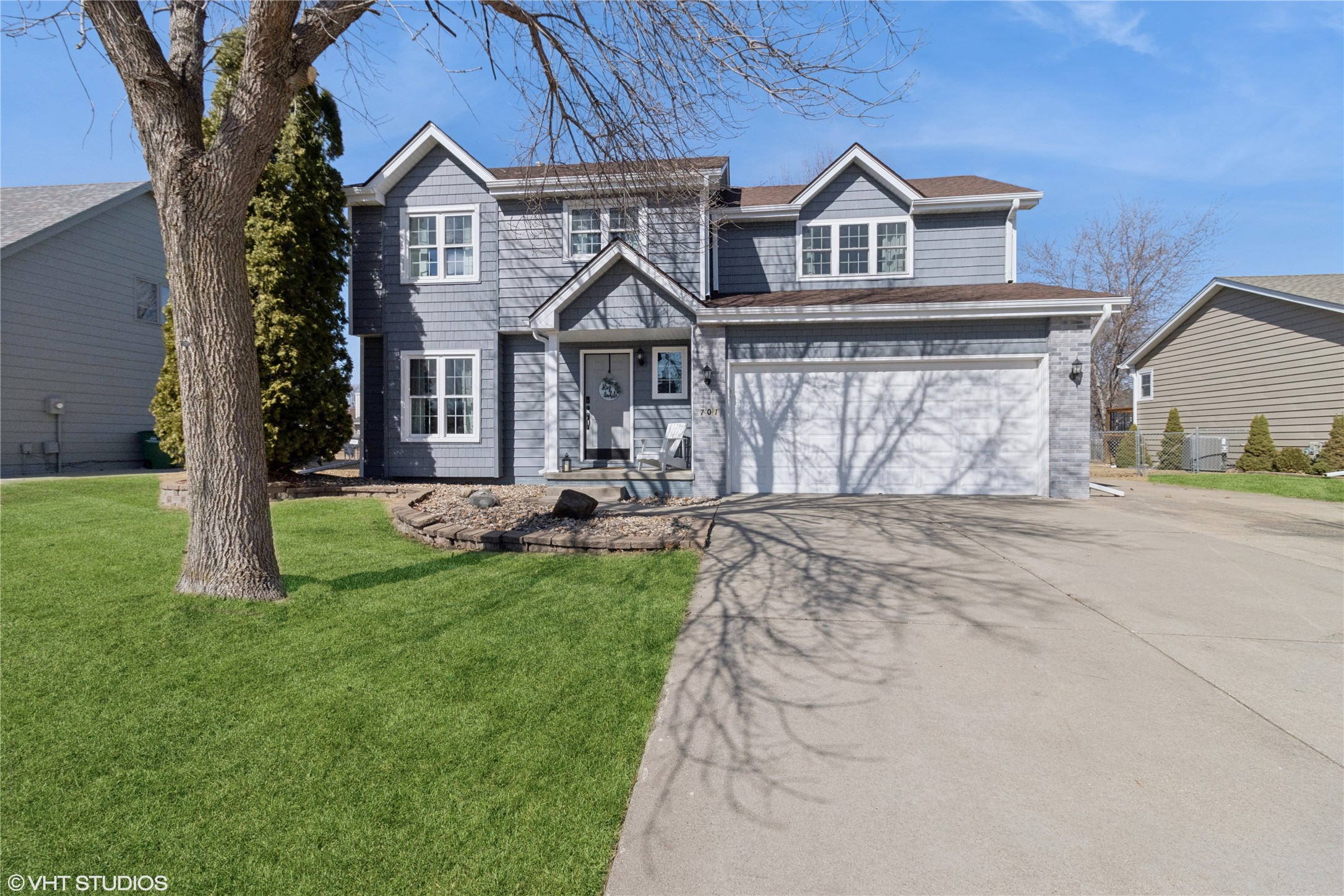 701 SE Meadowlark Drive, Grimes, Iowa image 1