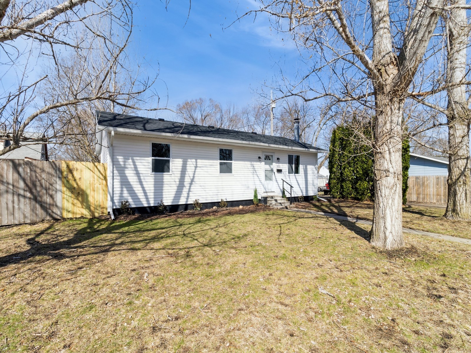 1013 Wood Street, Webster City, Iowa image 2