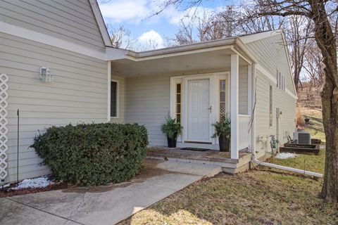 Condo For Sale - 4231 Stone Brooke Road<br/> Story County, Ames, IA 50010